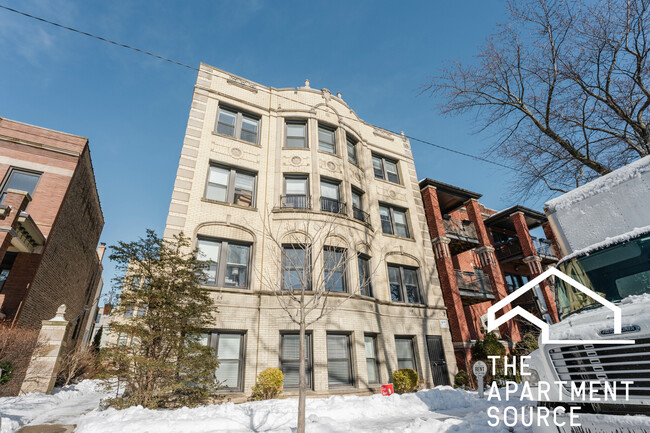 Building Photo - 1436 W Farragut Ave