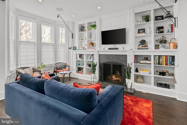 Building Photo - 1450 T St NW