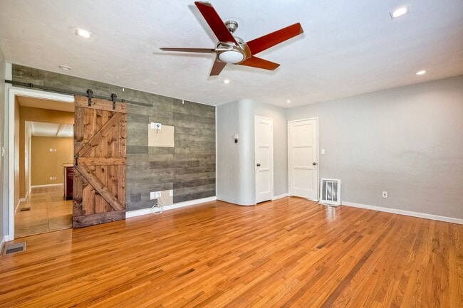 Building Photo - Spacious Rolando Home with Entertainer’s Backyard & Tons of Space!