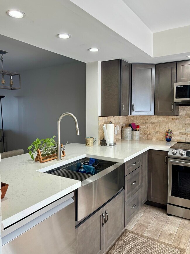 Building Photo - 1501 SW 134th Way