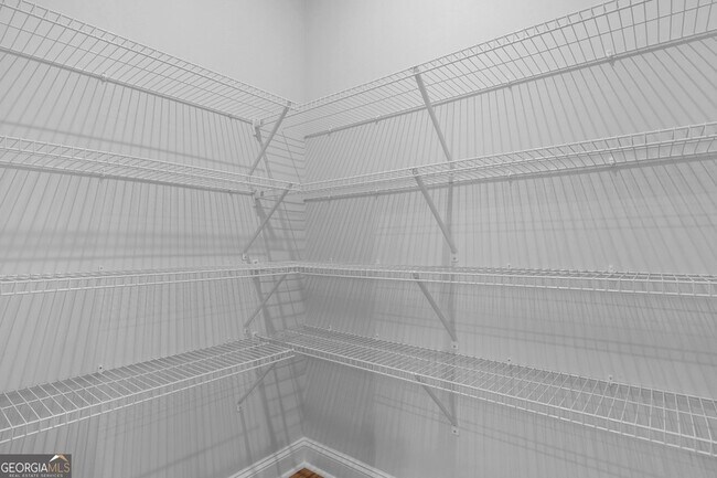 Building Photo - 267 Dendron Dr