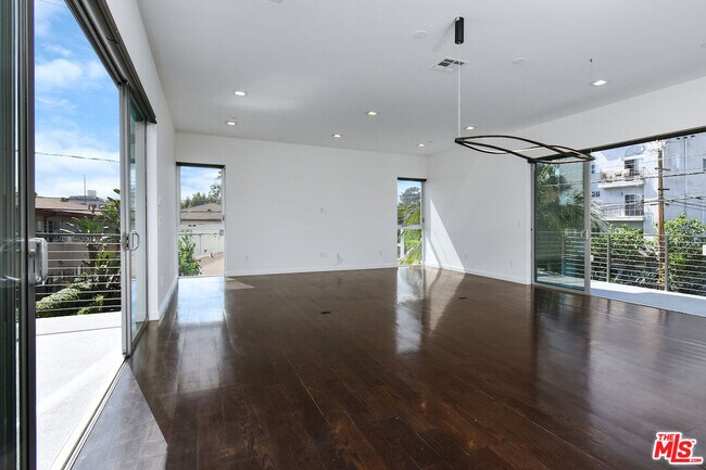 Building Photo - 11610 Ohio Ave