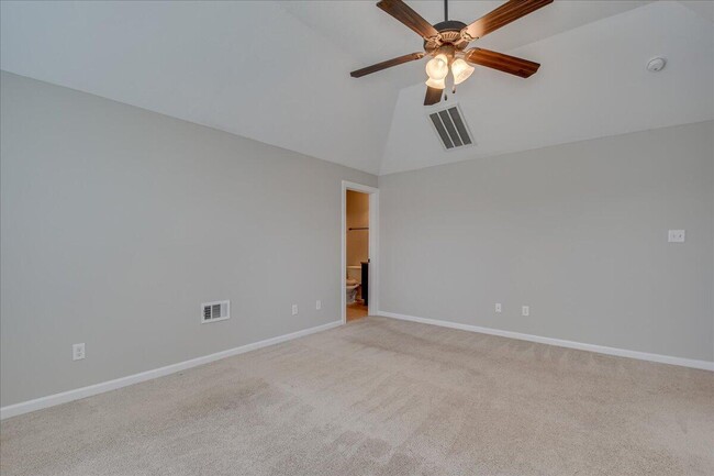 Building Photo - 3243 Windwood St