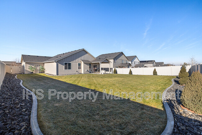 Building Photo - 6013 Rockrose Ln