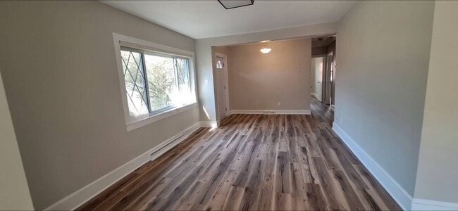 Building Photo - 20405 Williams St