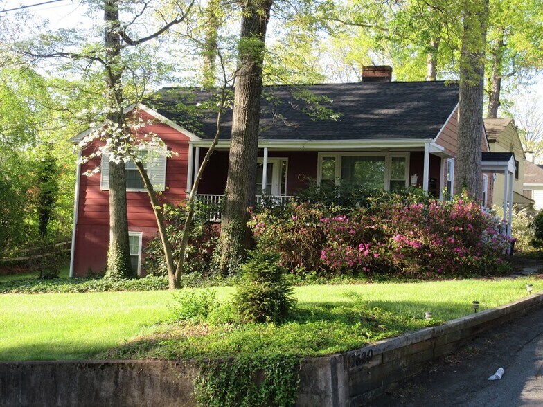 Building Photo - 1620 Rugby Ave