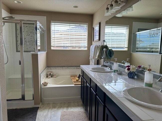 Building Photo - Wolf Ranch