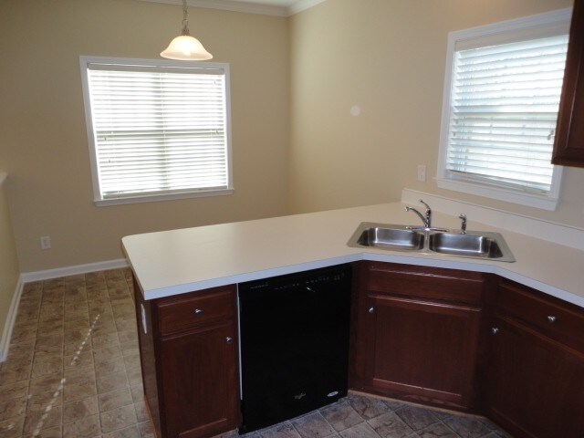 Building Photo - 85 Dove Pointe Ln