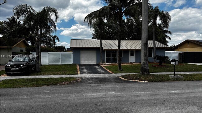 Building Photo - 14799 SW 71st Ln