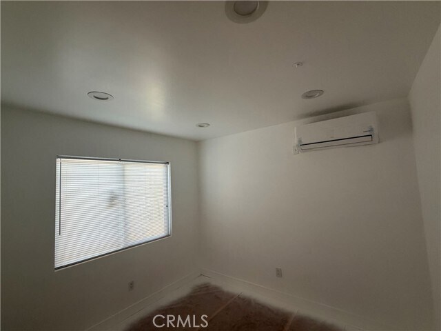 Building Photo - 988 Valencia St