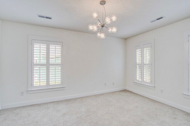 Building Photo - 1811 Luna Ct