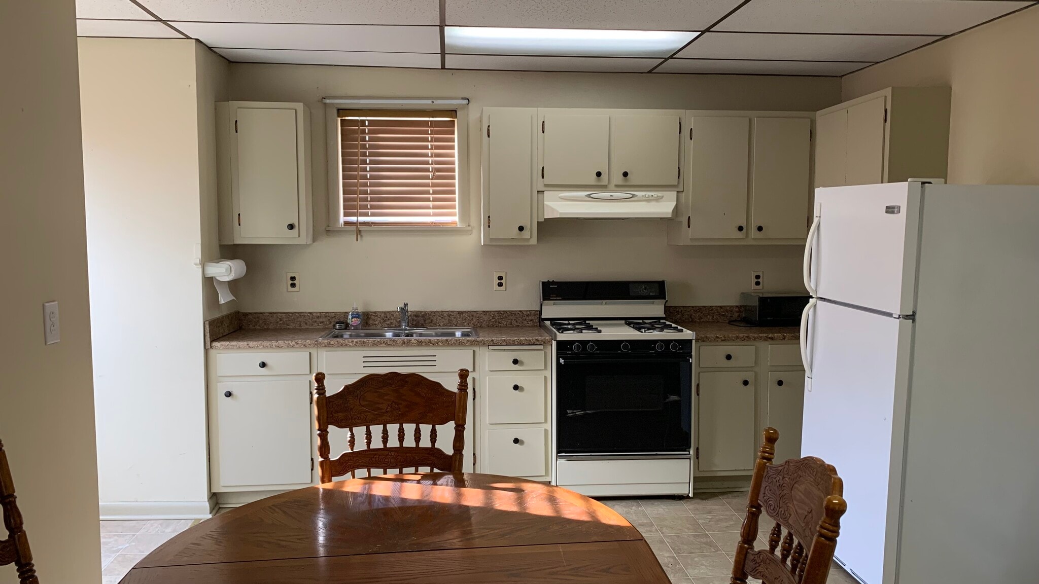 Building Photo - 1210 Mills St