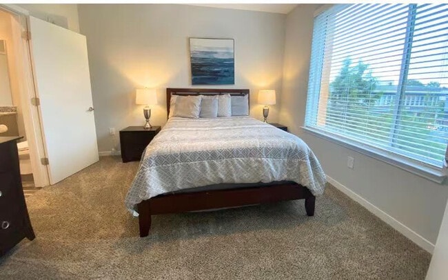 Building Photo - 269 Whitefoord Ave NE