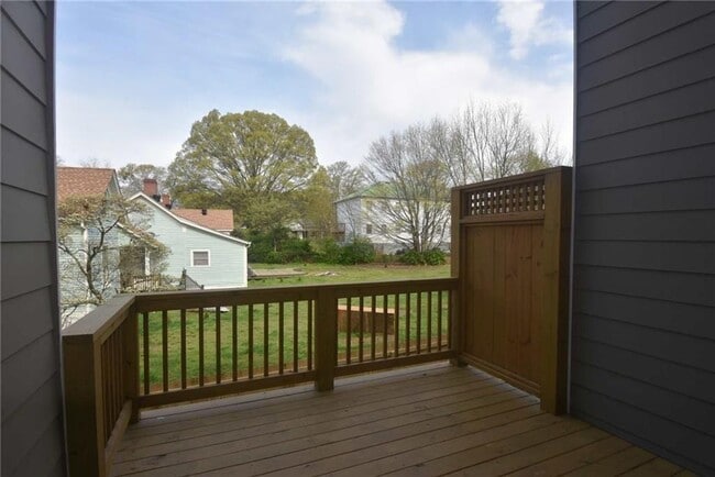 Building Photo - 2861 Boone Dr