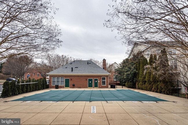 Building Photo - 8872 Ashgrove House Ln