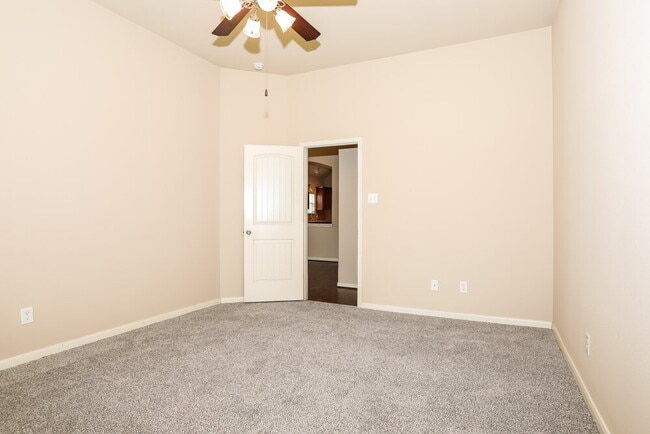 Building Photo - 18306 Paige Terrace Ct