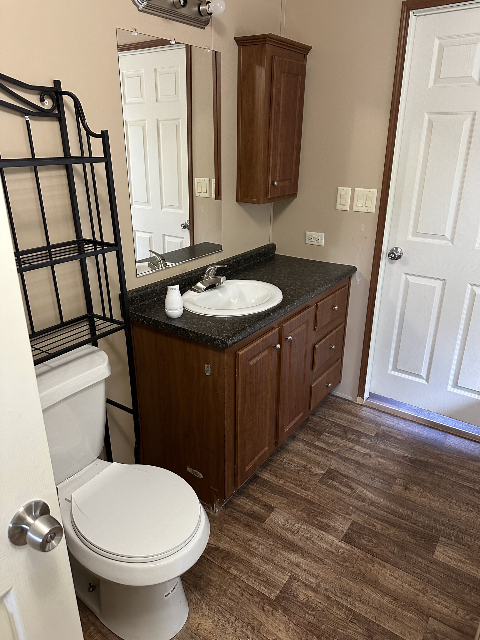 Building Photo - 7208 Comstock Cv