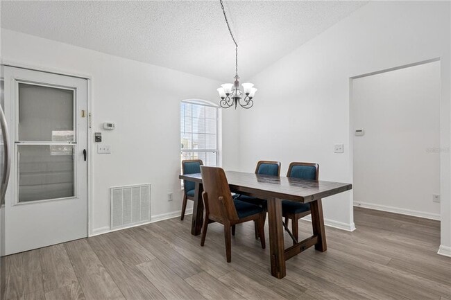 Building Photo - 1703 Sail Ct