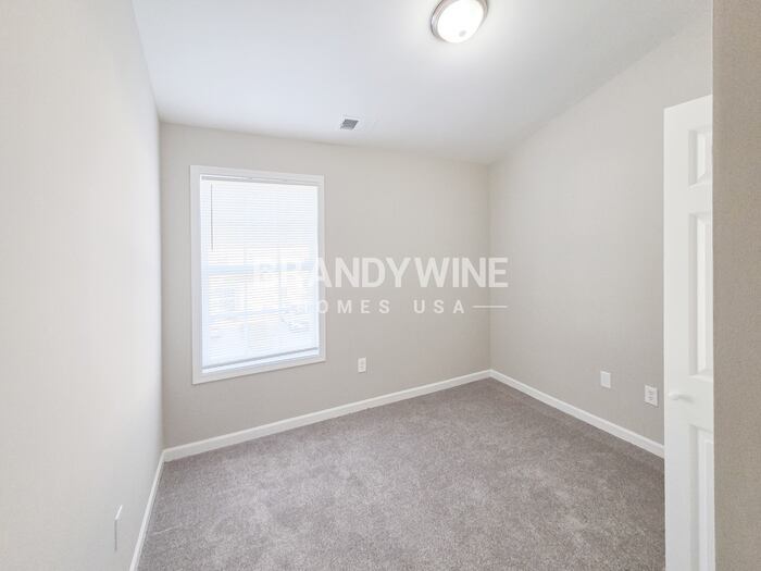 Building Photo - 8596 Webb Rd