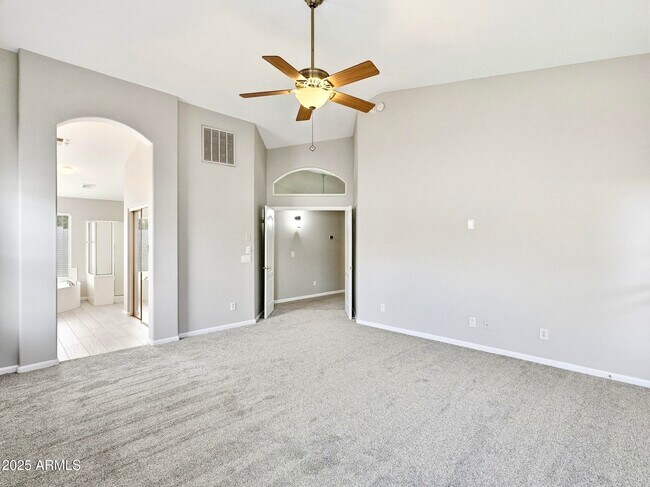 Building Photo - 9926 E Pantera Ave