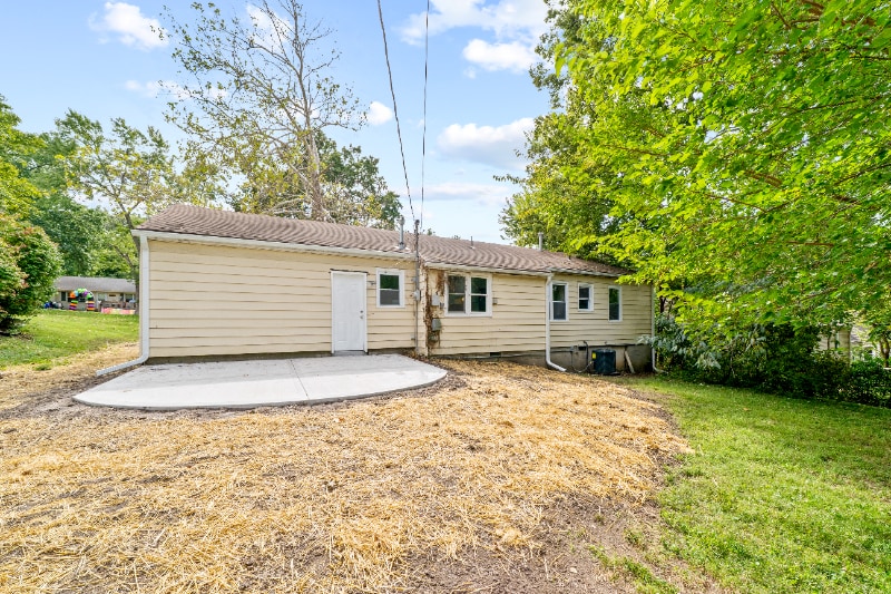 Building Photo - 6308 W 81st St