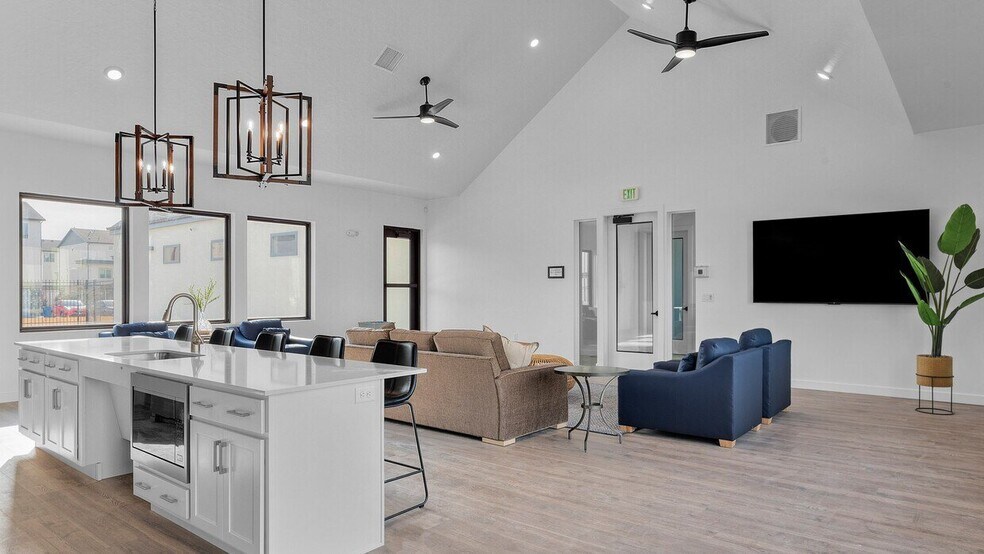 Building Photo - 1128 W 310 S