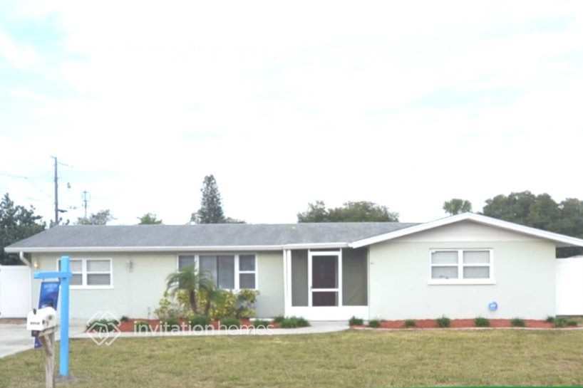 Primary Photo - 6710 8th St Ct W