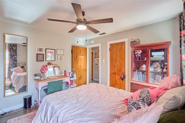 Building Photo - 1425 Cedar Crest Dr