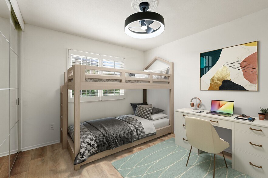 Building Photo - 27480 Cherry Creek Dr