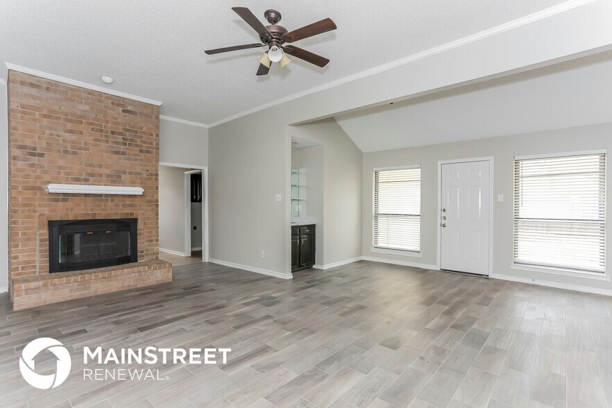 Building Photo - 1016 Placid Dr