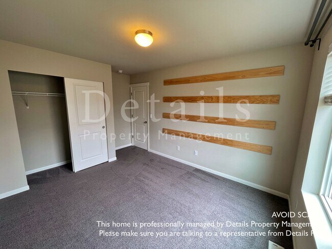 Building Photo - Nice 3 Bedroom Port Orchard Home