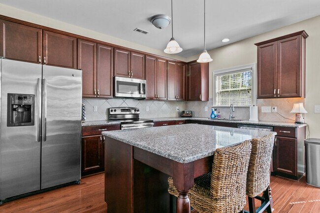 Building Photo - 34 Coswell Ct