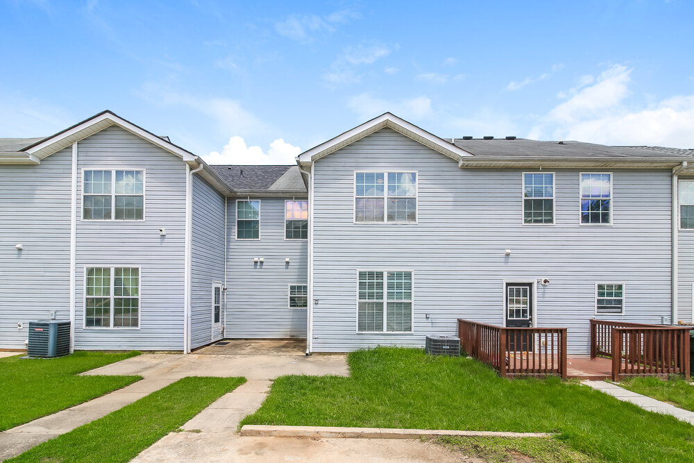 Building Photo - 206 Odyssey Turn NW