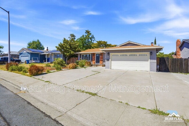 Building Photo - 1312 Mission Dr