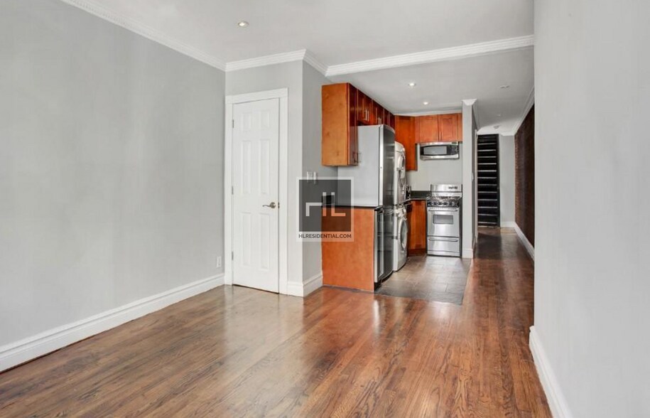 Building Photo - E 12TH ST.