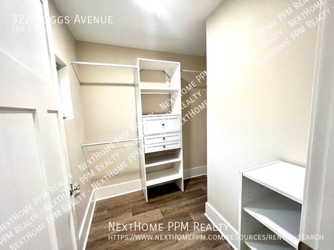 Building Photo - 322 Boggs Ave