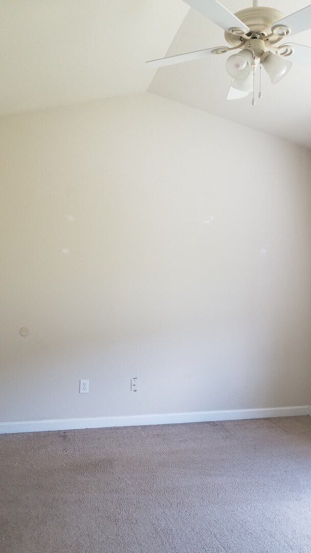 Building Photo - Lovely 4 BR/2.5 BA in Avalon -  FRESH paint, BRAND NEW flooring, FOUR bedrooms and a FENCED yard!!