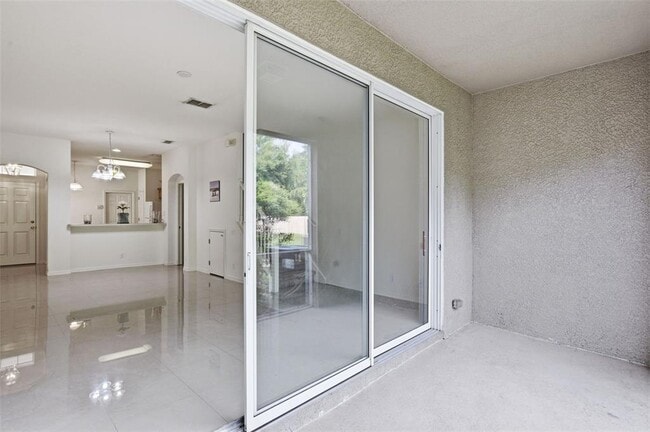 Building Photo - 4132 Bismarck Palm Dr