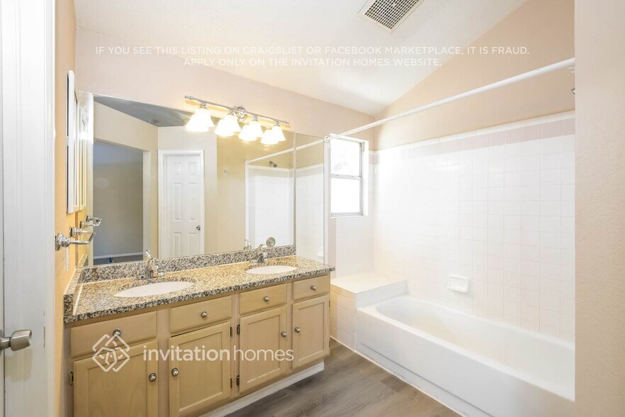 Building Photo - 12175 Elm Way