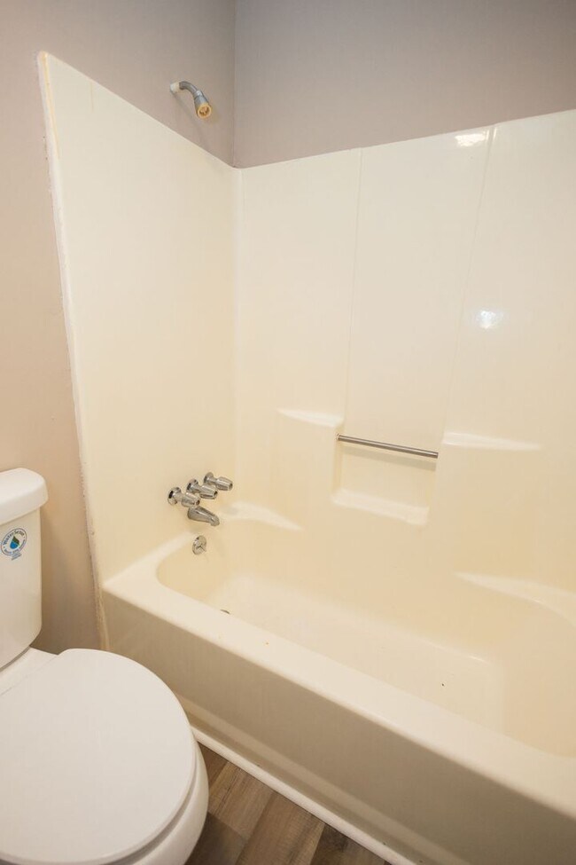 Building Photo - 732-732 Randall St