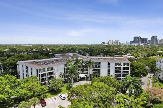 Building Photo - 1101 River Reach Dr
