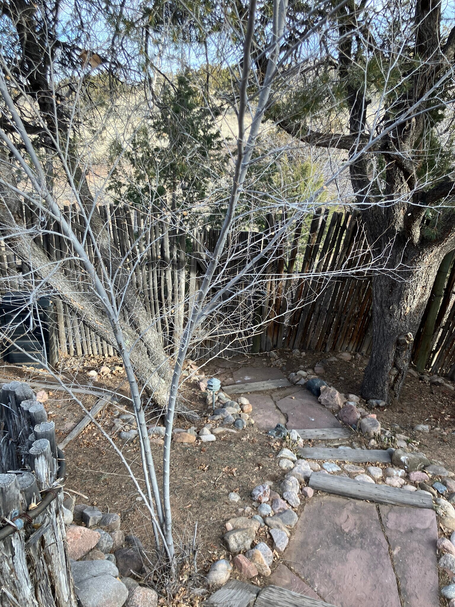 Building Photo - 3228 1/2 La Avenida de San Marcos