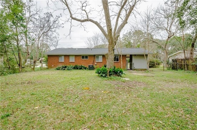Building Photo - 4339 Binghamton Dr