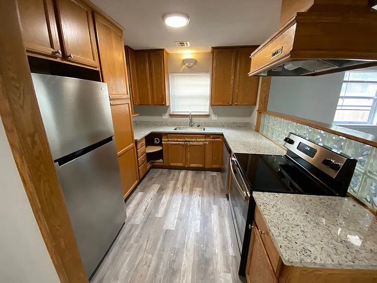 Building Photo - 8133 NW 26th St