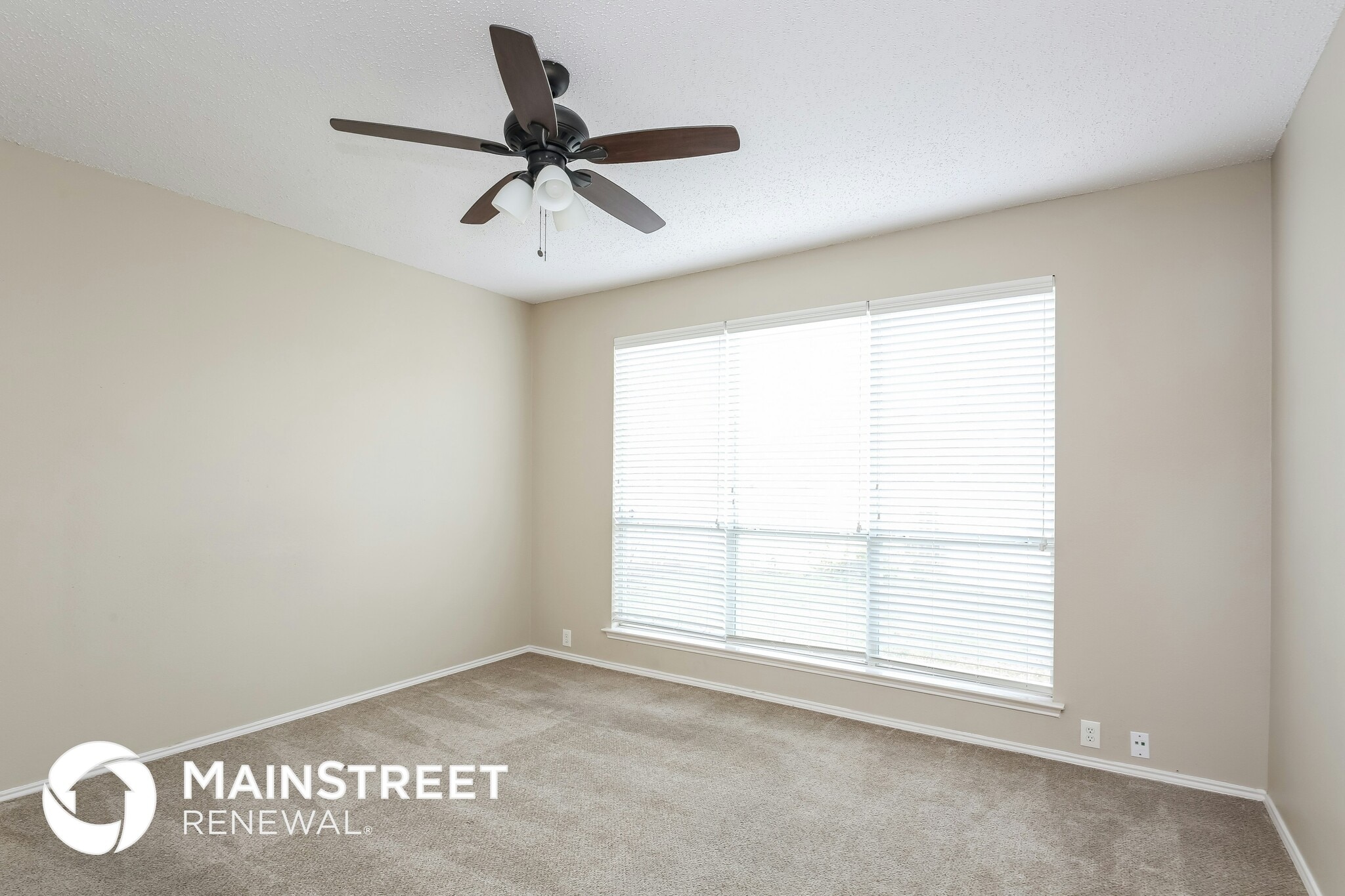 Building Photo - 3288 Raleigh Dr