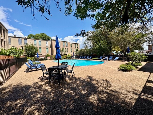 Building Photo - 4635 Wild Indigo St
