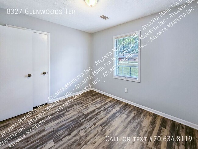 Building Photo - 8327 Glenwoods Terrace