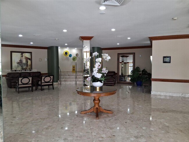 Building Photo - 100 Golden Isles Dr