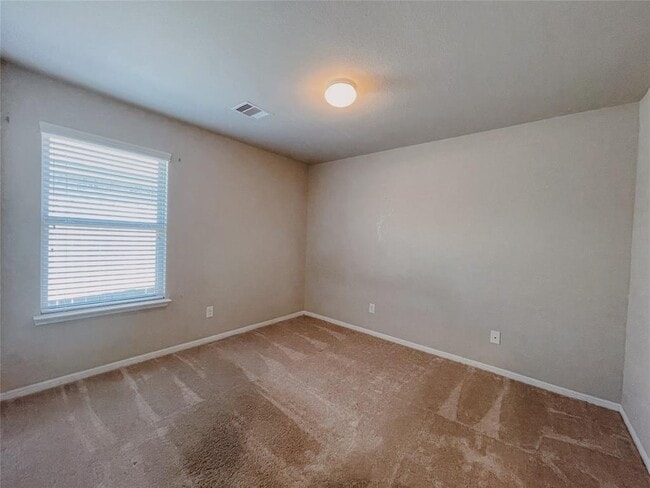 Building Photo - 8123 Carillon Way