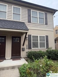 Building Photo - 547 E Station Ave
